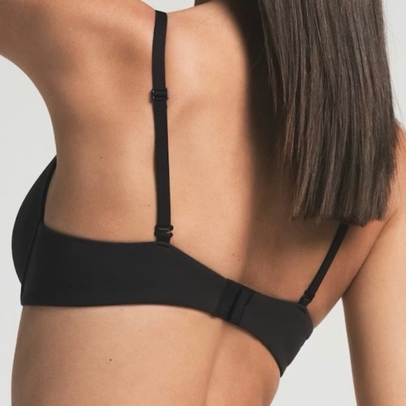 NWT – SKIMS (Size 32DDD) Fits Everybody T-Shirt Bra – Onyx - Picture 3 of 5